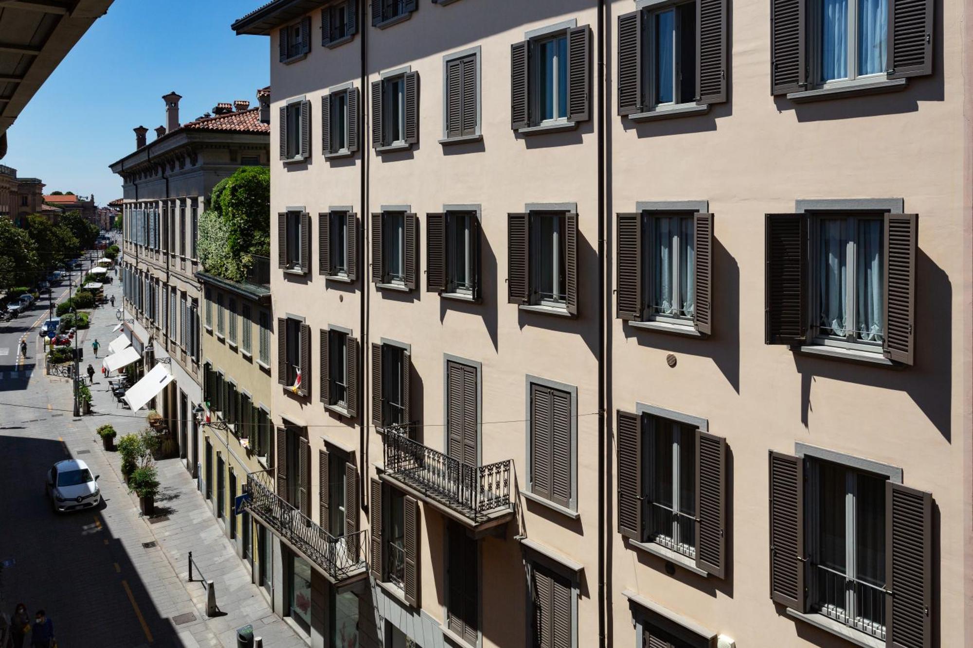 La Castellana Apartment Bergamo Ngoại thất bức ảnh