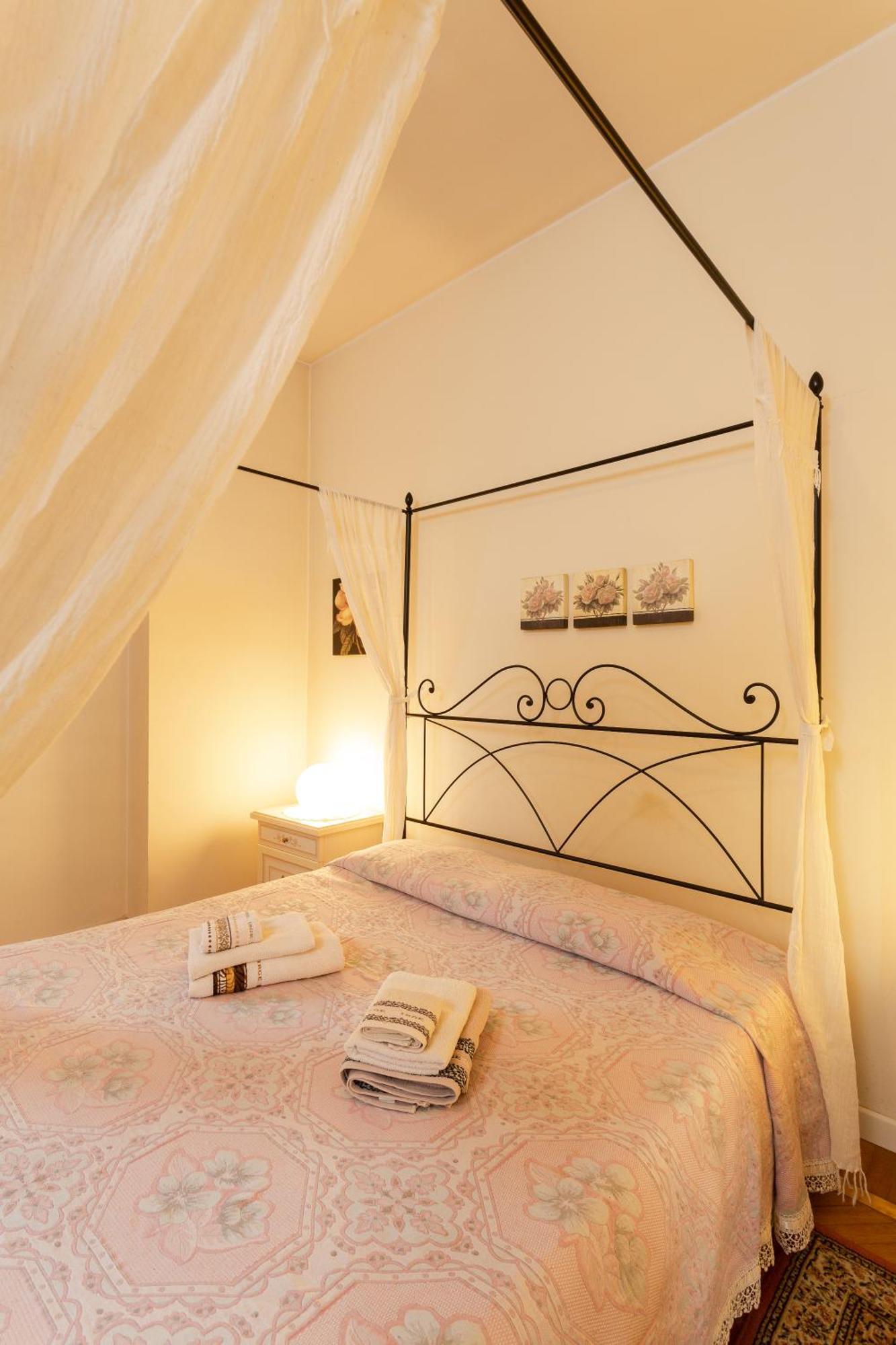 La Castellana Apartment Bergamo Ngoại thất bức ảnh