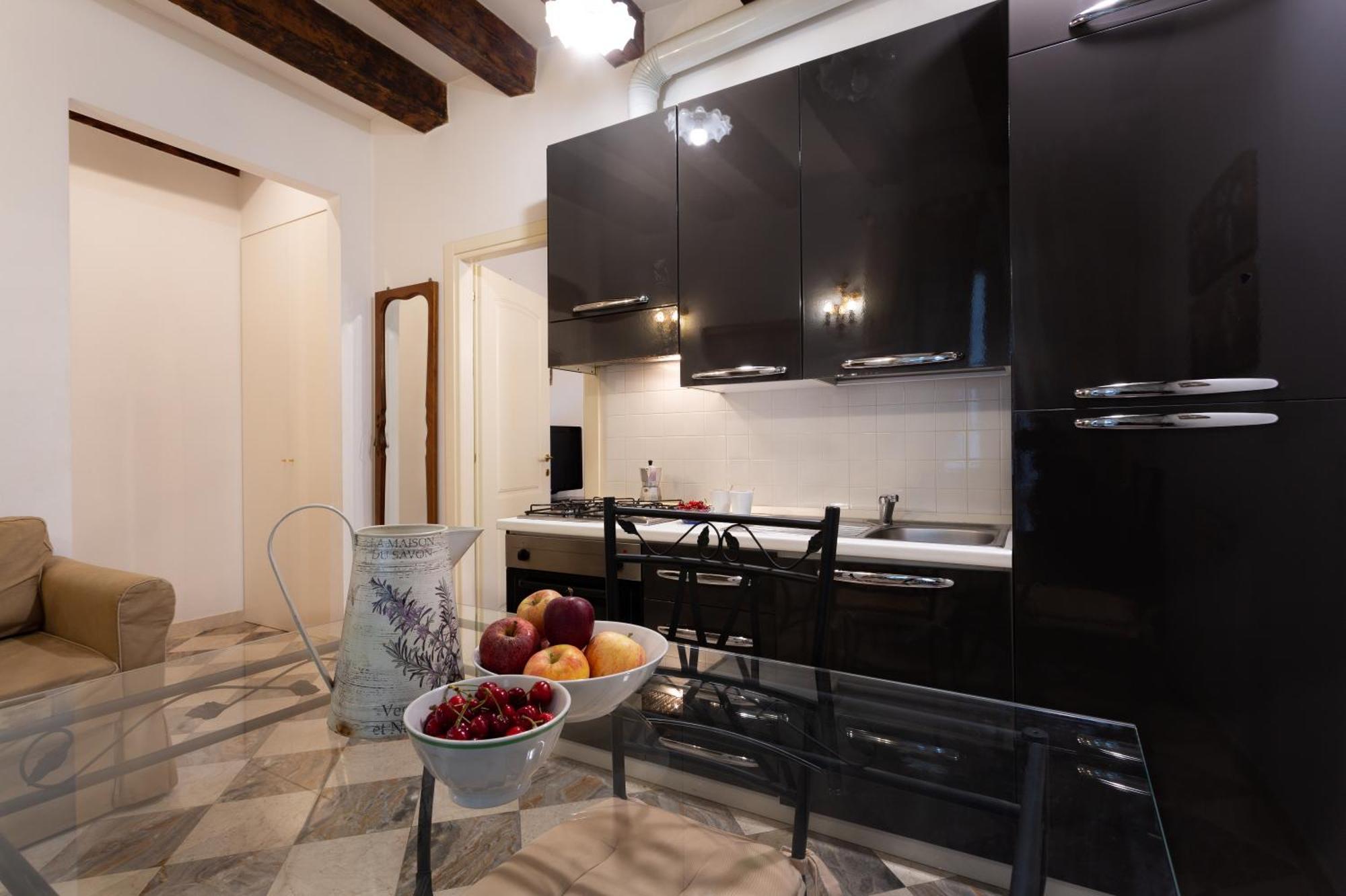 La Castellana Apartment Bergamo Ngoại thất bức ảnh