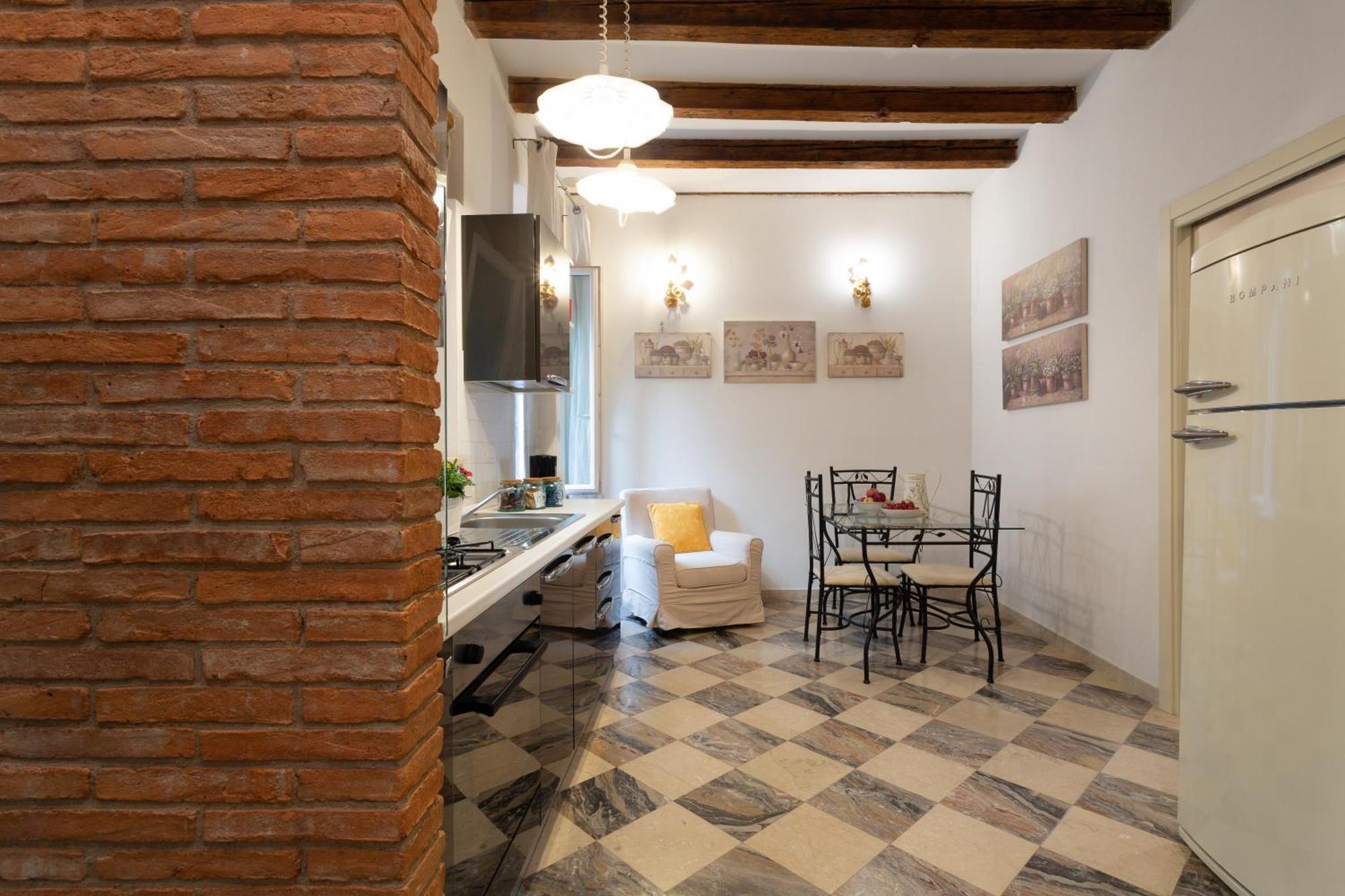La Castellana Apartment Bergamo Ngoại thất bức ảnh
