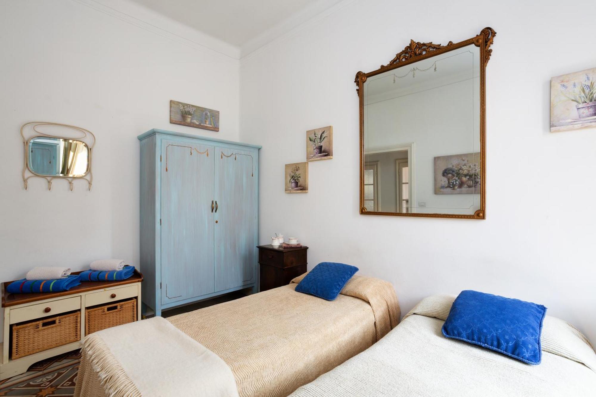 La Castellana Apartment Bergamo Ngoại thất bức ảnh