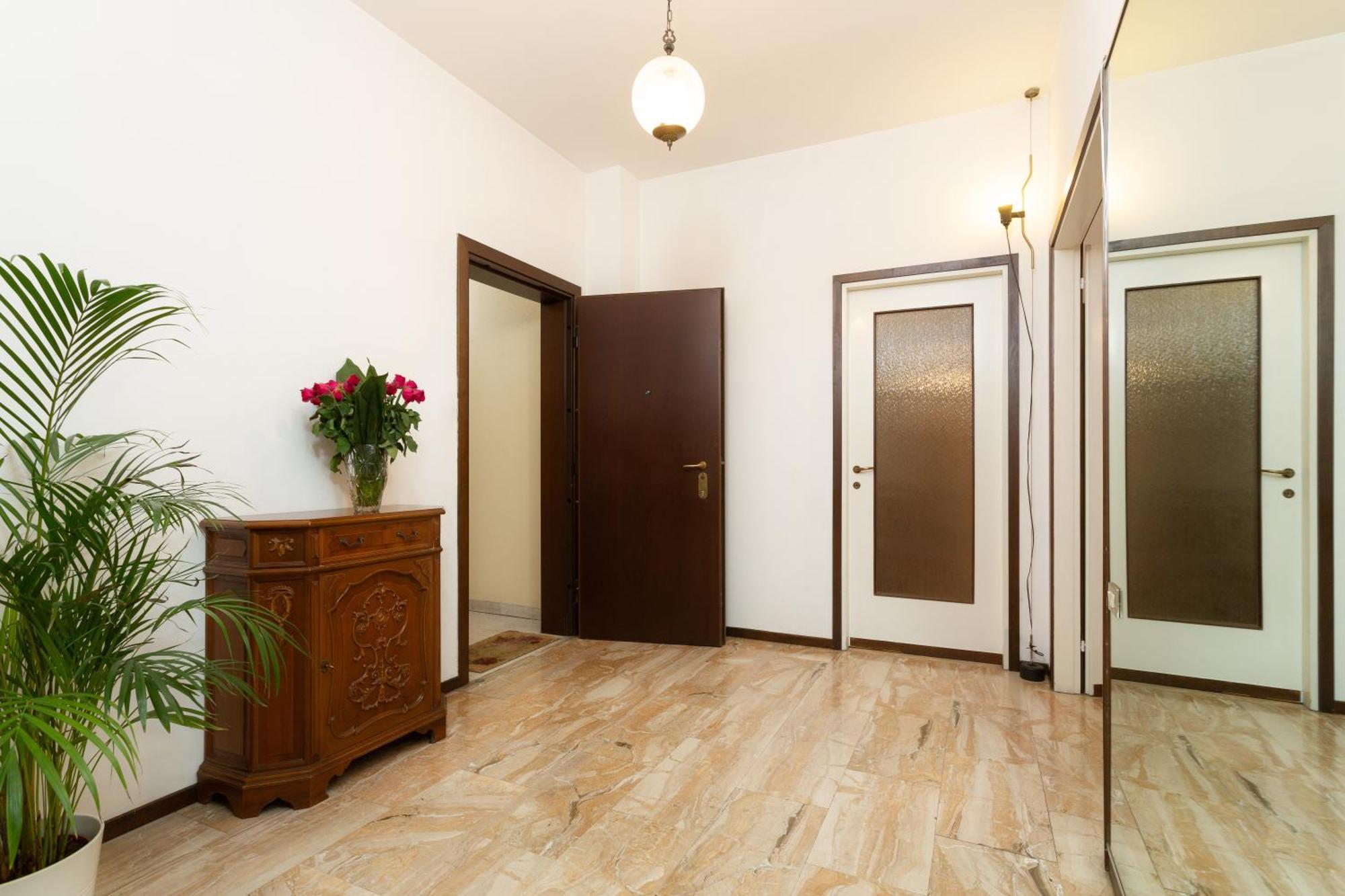 La Castellana Apartment Bergamo Ngoại thất bức ảnh