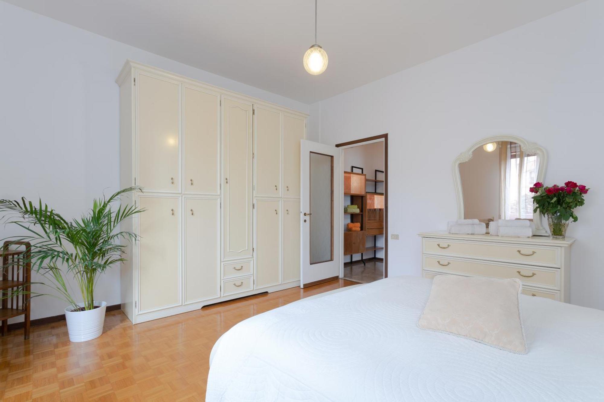 La Castellana Apartment Bergamo Ngoại thất bức ảnh