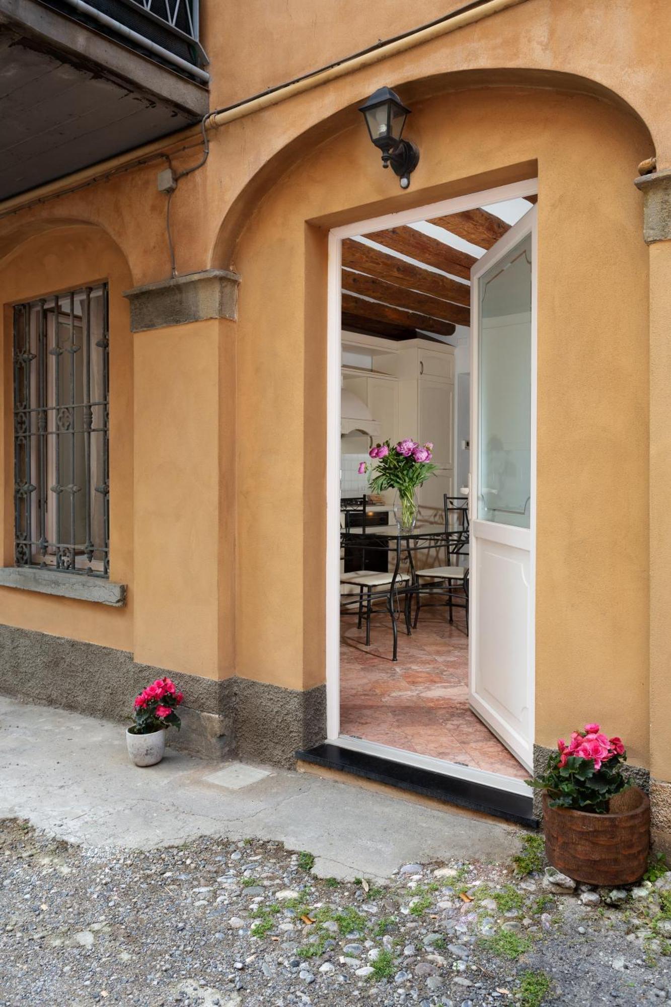 La Castellana Apartment Bergamo Ngoại thất bức ảnh